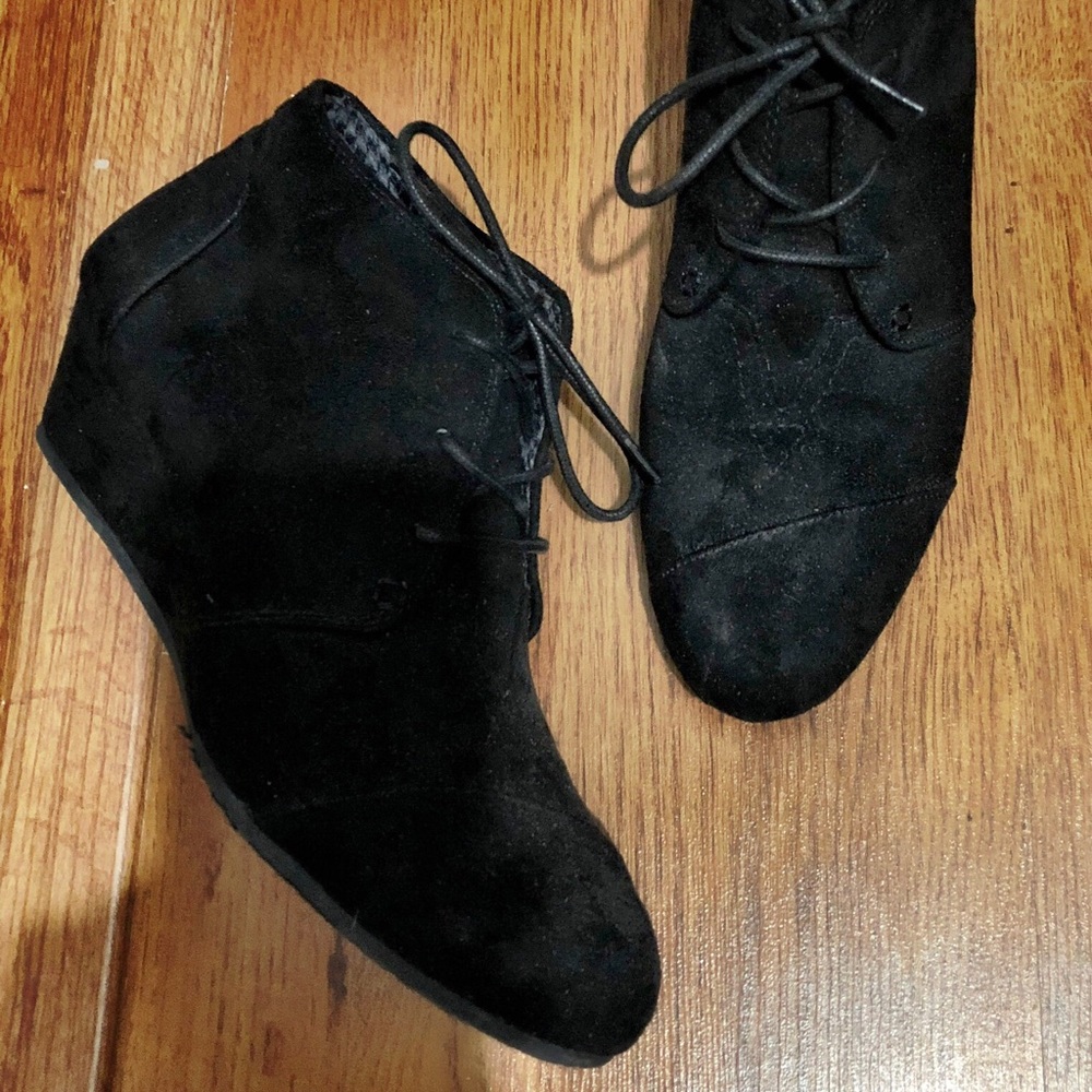Wedge booties